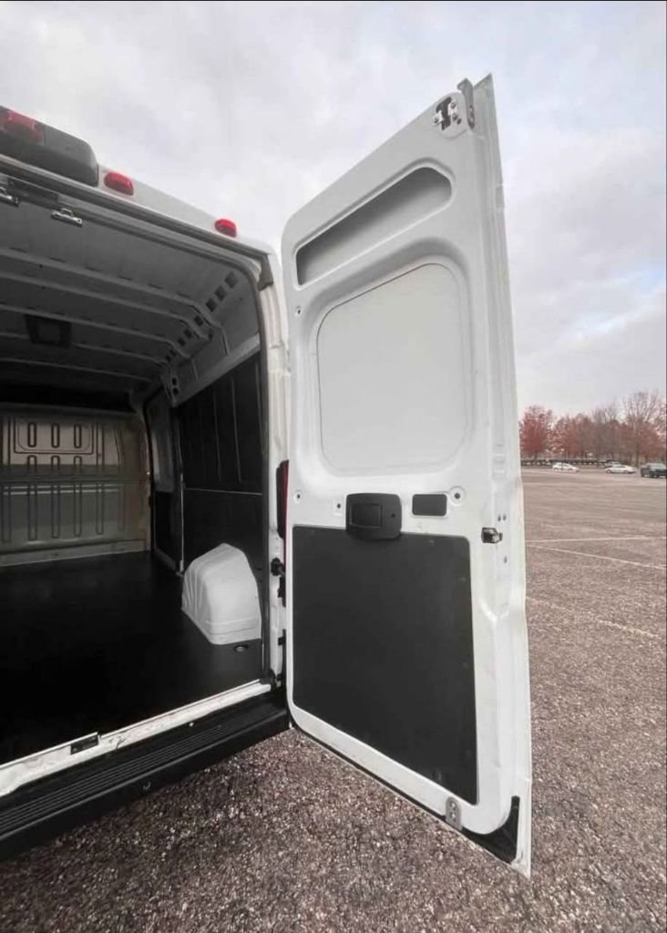 Used 2021 RAM ProMaster 2500 image 6