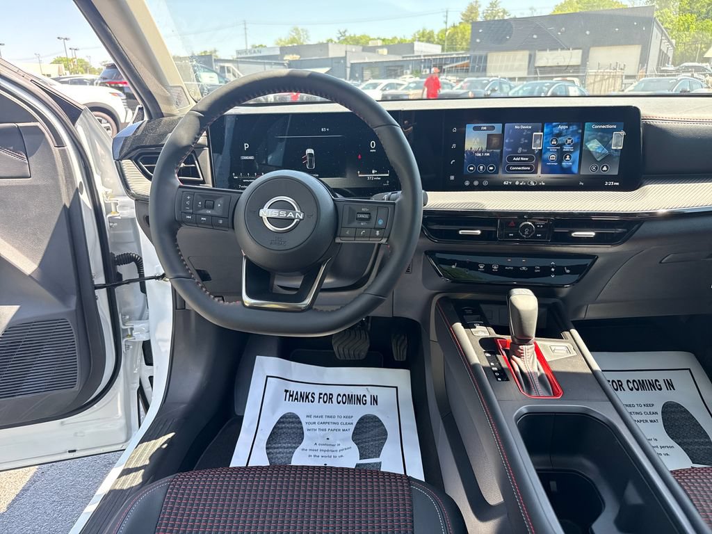 Used 2026 Nissan Kicks SR w/ SR Premium Package FWD image 13