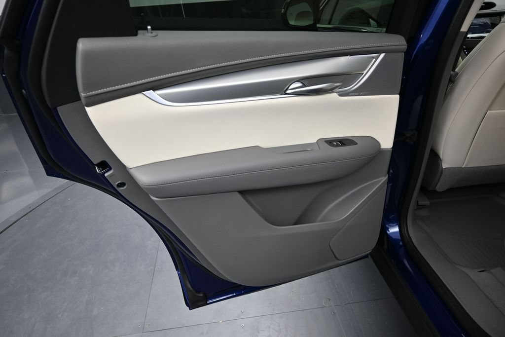 New 2026 Cadillac XT5 Premium Luxury w/ Driver Assist Package AWD/4WD image 12