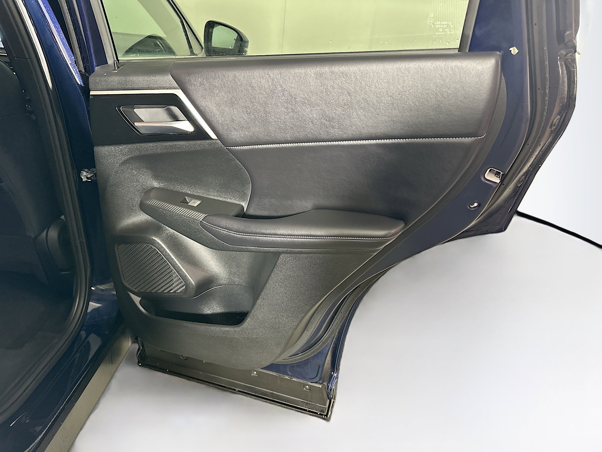 Used 2024 Mitsubishi Outlander SE image 32