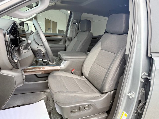 Used 2025 Chevrolet Silverado 1500 RST AWD/4WD image 11
