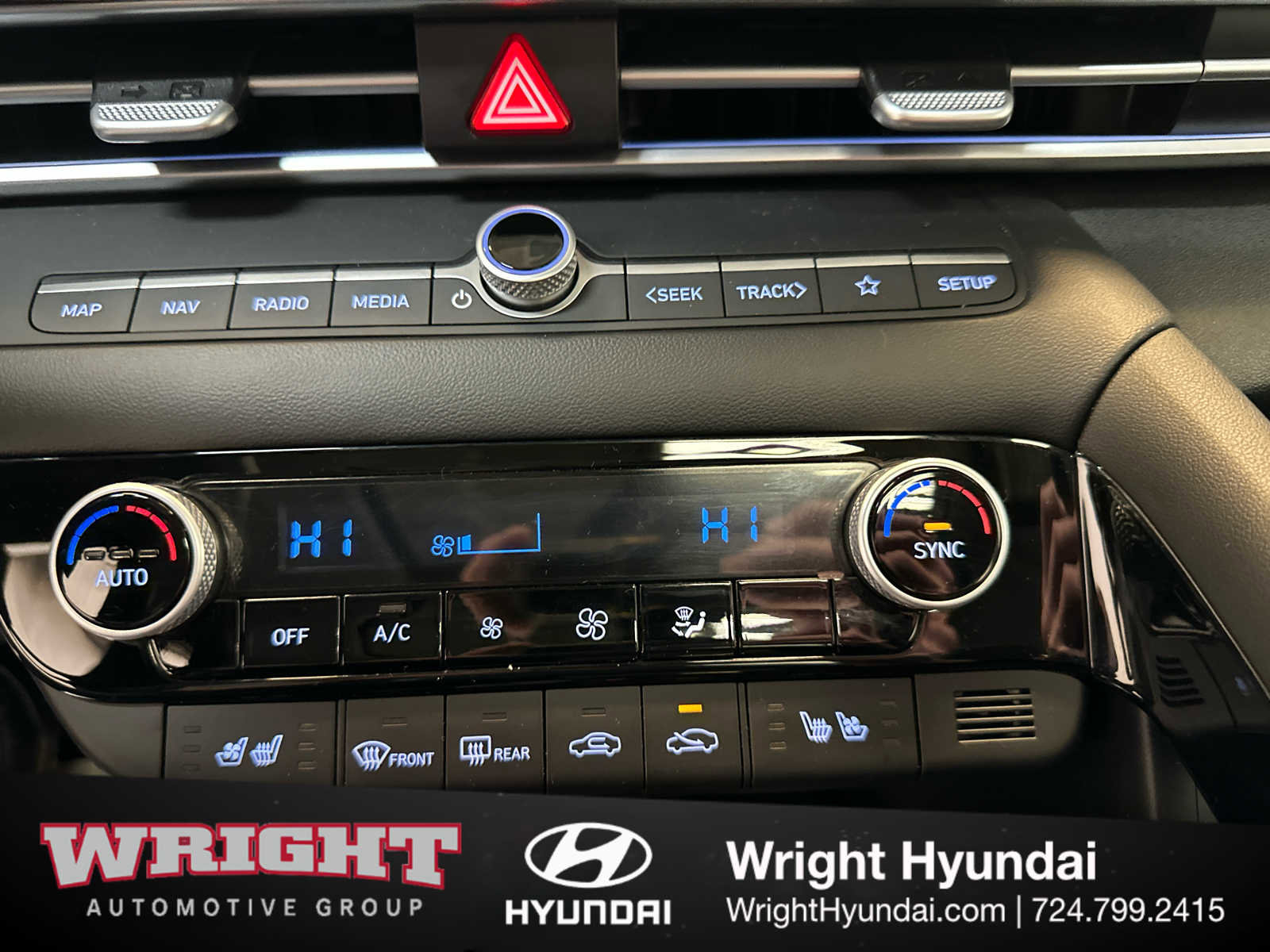 Certified 2023 Hyundai Elantra Limited FWD image 28