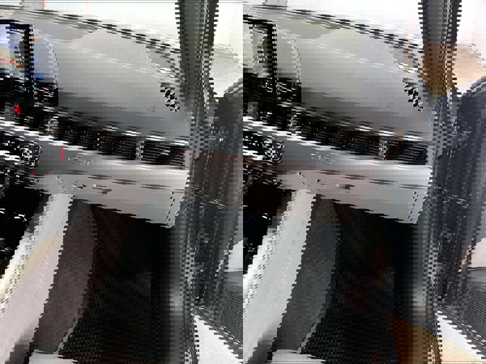 Used 2023 Audi A4 2.0T Premium Plus w/ Premium Plus Package image 17