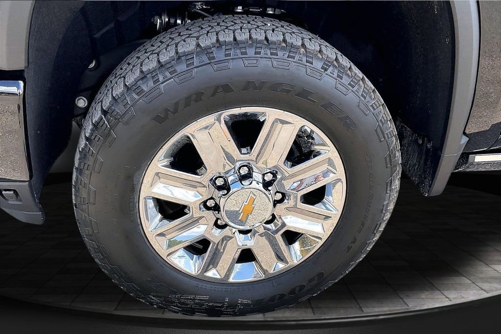 New 2026 Chevrolet Silverado 2500 High Country w/ High Country Premium Package image 13