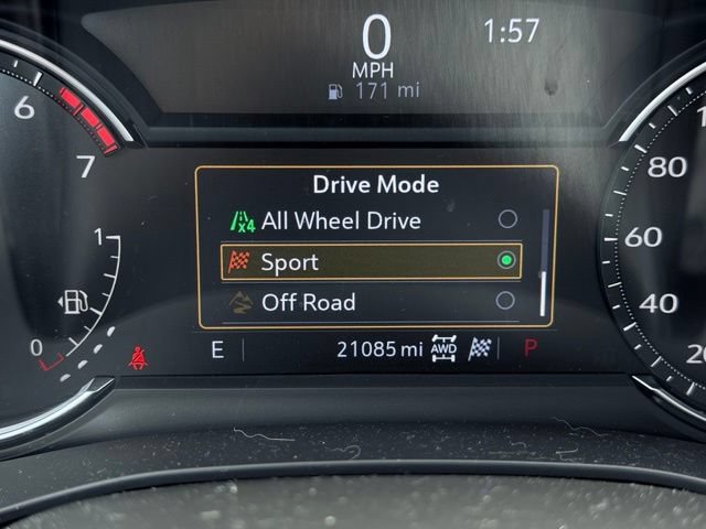 Used 2024 Cadillac XT6 Luxury w/ LPO, Floor Liner Package AWD/4WD image 45