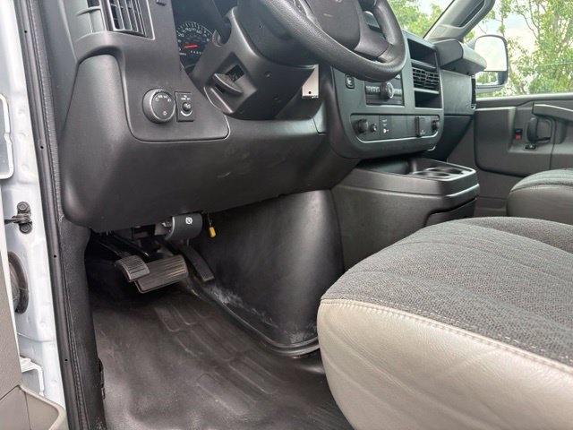 Used 2025 Chevrolet Express 2500 w/ Driver Convenience Package RWD image 29