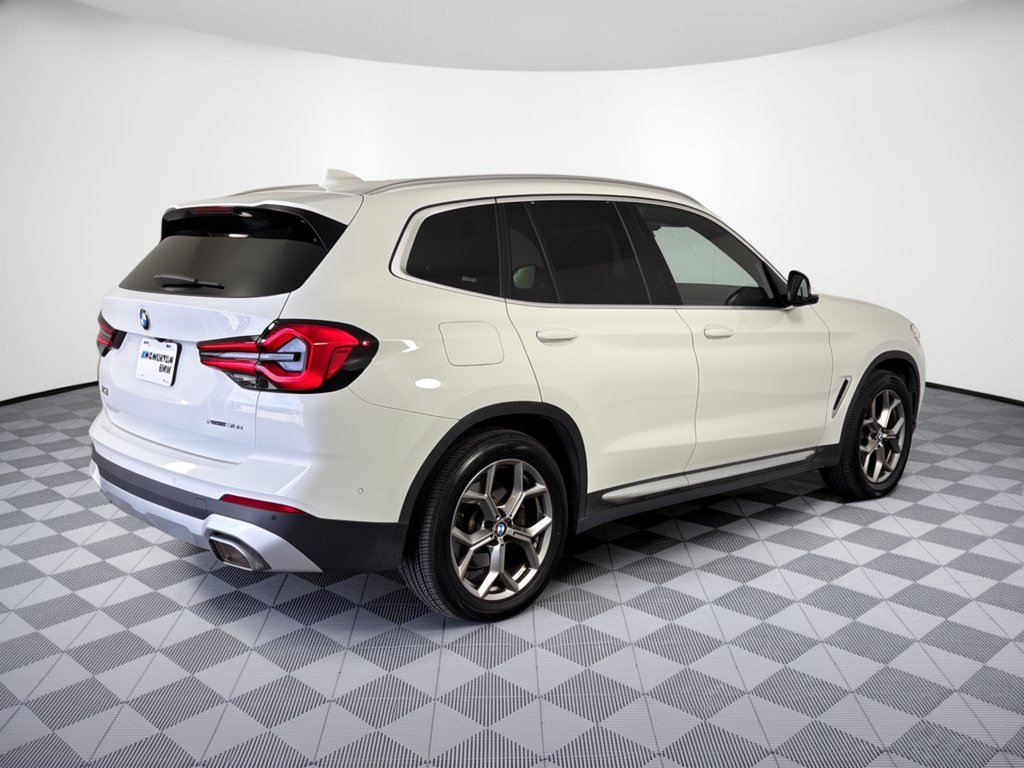 Used 2023 BMW X3 xDrive30i w/ Premium Package w/ZPA AWD/4WD image 9