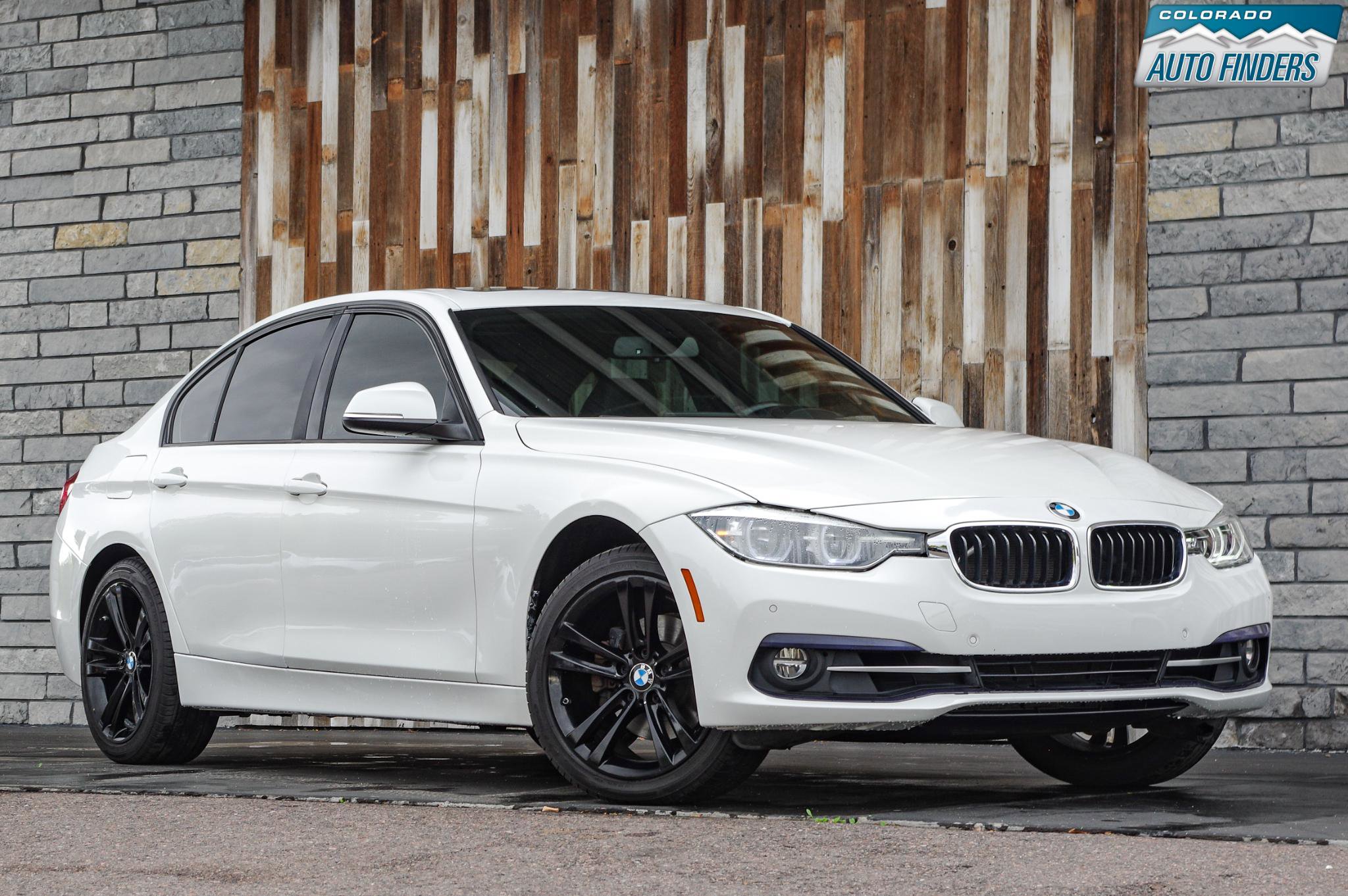 Used 2018 BMW 330i xDrive Sedan image 9