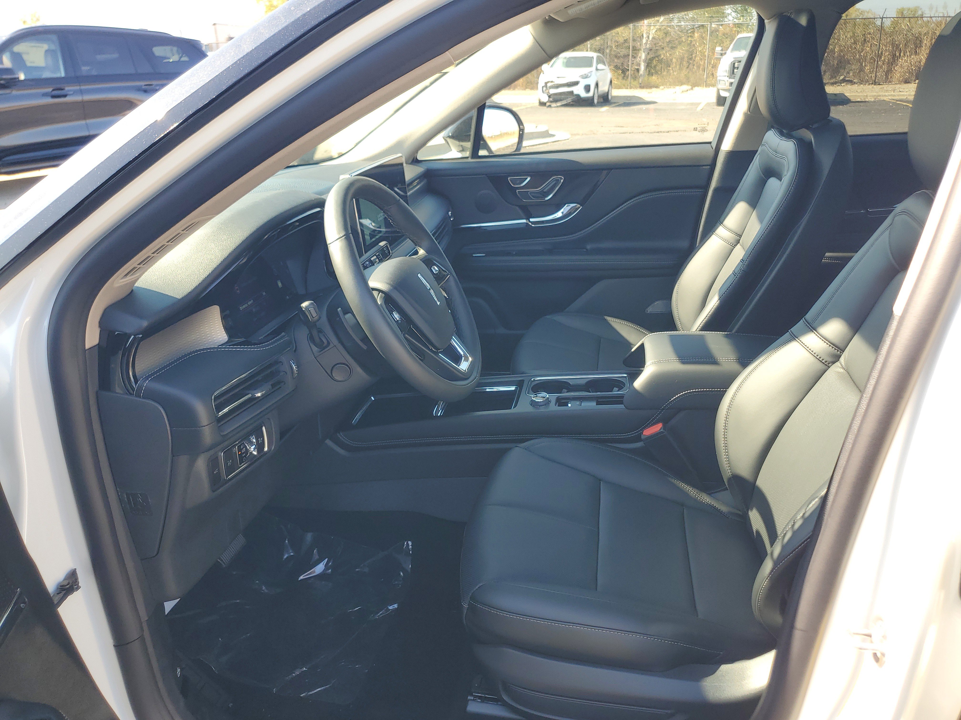 New 2026 Lincoln Corsair Reserve w/ Jet Appearance Package image 12