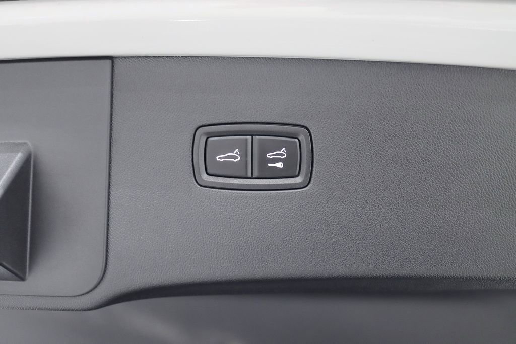 Used 2024 Porsche Cayenne Turbo GT AWD/4WD image 51