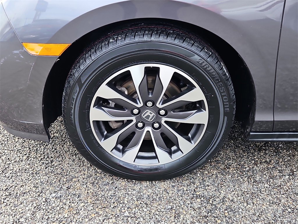 Certified 2024 Honda Odyssey EX-L image 7