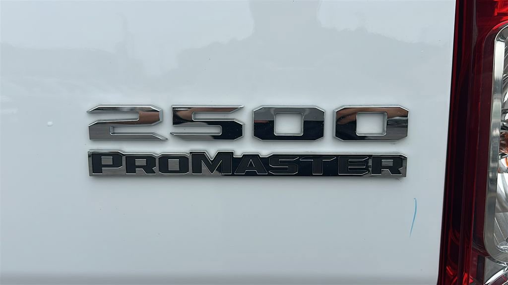 Used 2026 RAM ProMaster 2500 w/ Convenience Group FWD image 5