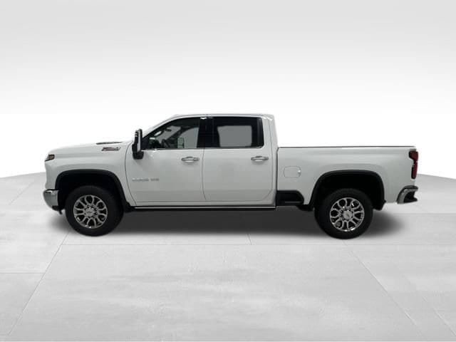 New 2026 Chevrolet Silverado 2500 LTZ w/ LTZ Premium Package AWD/4WD image 4