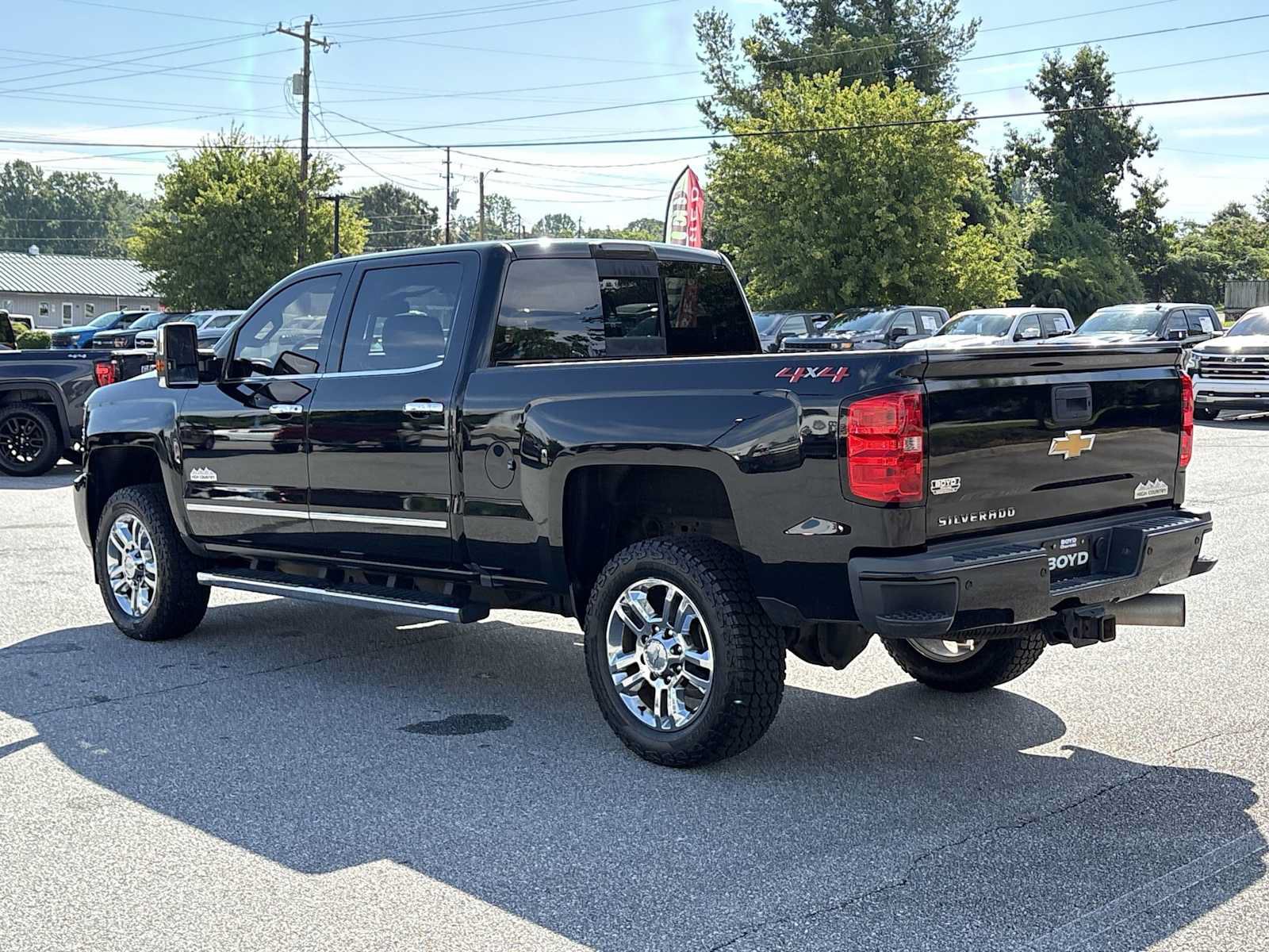 Used 2019 Chevrolet Silverado 2500 High Country w/ Duramax Plus Package AWD/4WD image 8