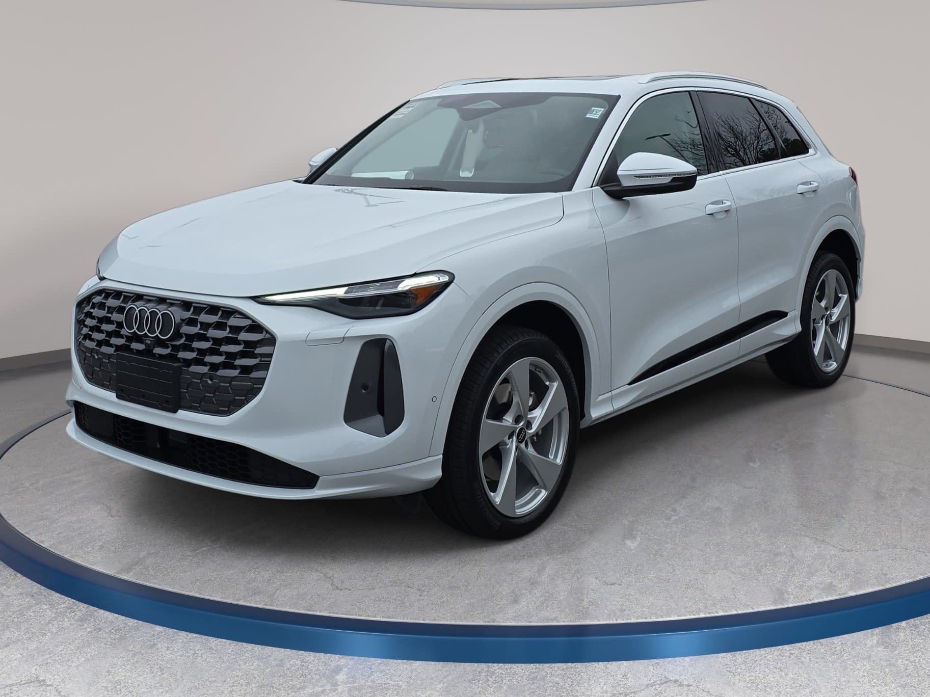 New 2025 Audi Q5 Premium Plus image 1