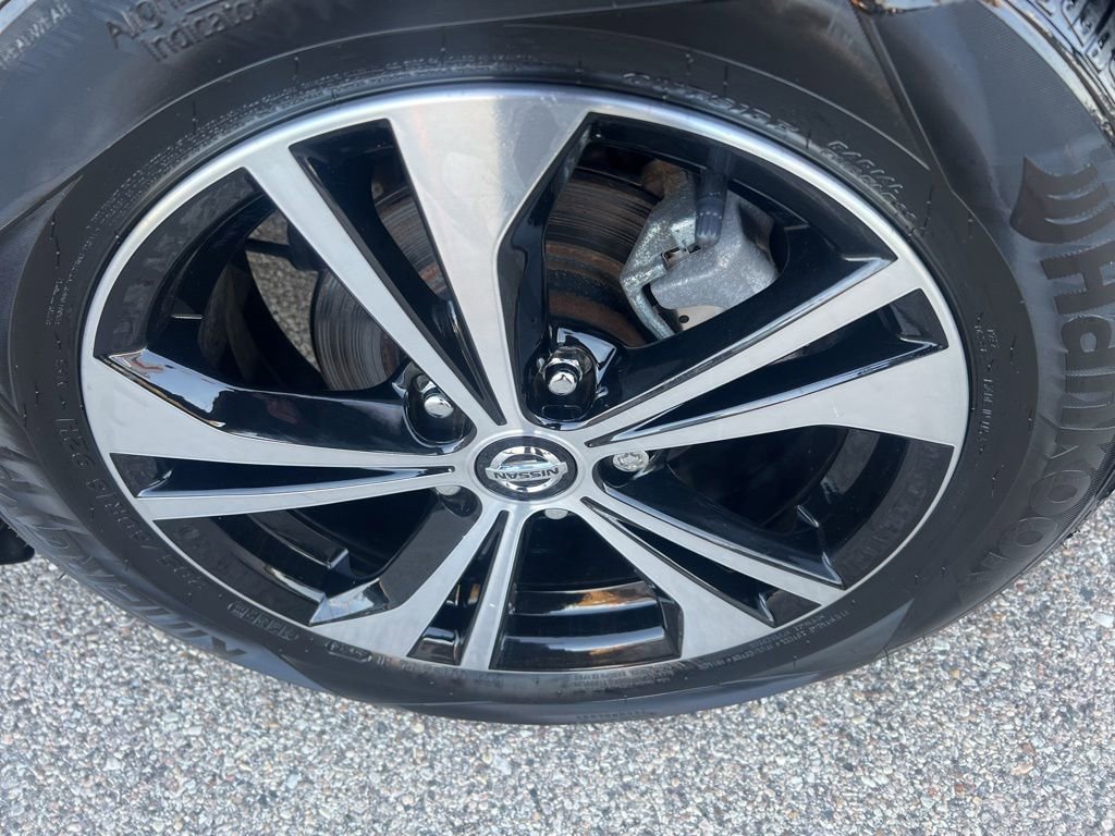 Certified 2021 Nissan Sentra SV image 39