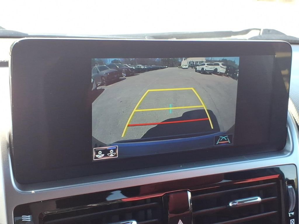Used 2023 Lexus GX 460 Premium w/ Accessory Package AWD/4WD image 28