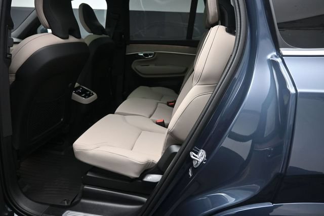 Used 2026 Volvo XC90 B6 Plus w/ Protection Package Premier AWD/4WD image 21