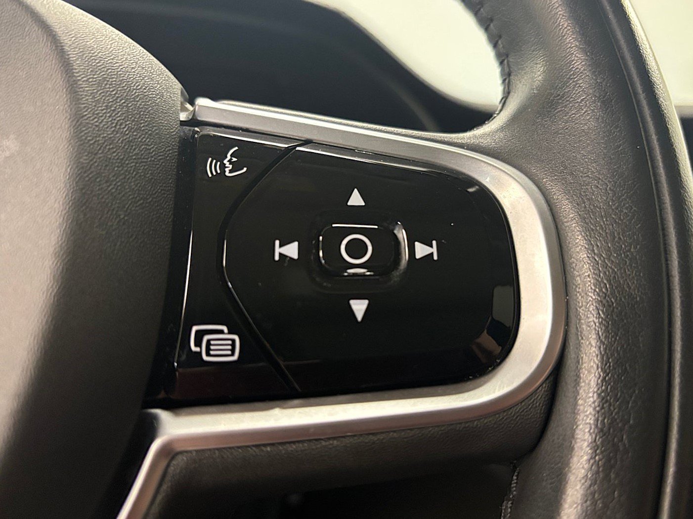 Used 2019 Volvo S60 T5 Inscription FWD image 32