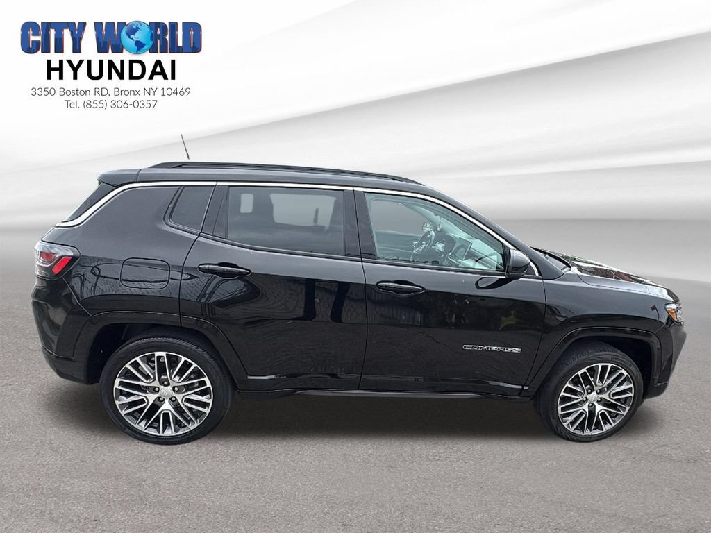 Used 2022 Jeep Compass Limited w/ Elite Group AWD/4WD image 6