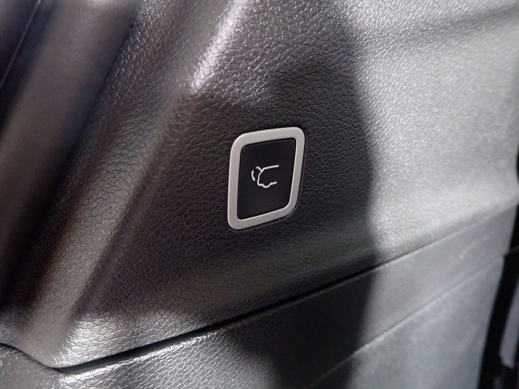 New 2026 Chrysler Pacifica Select w/ S Appearance Package image 14