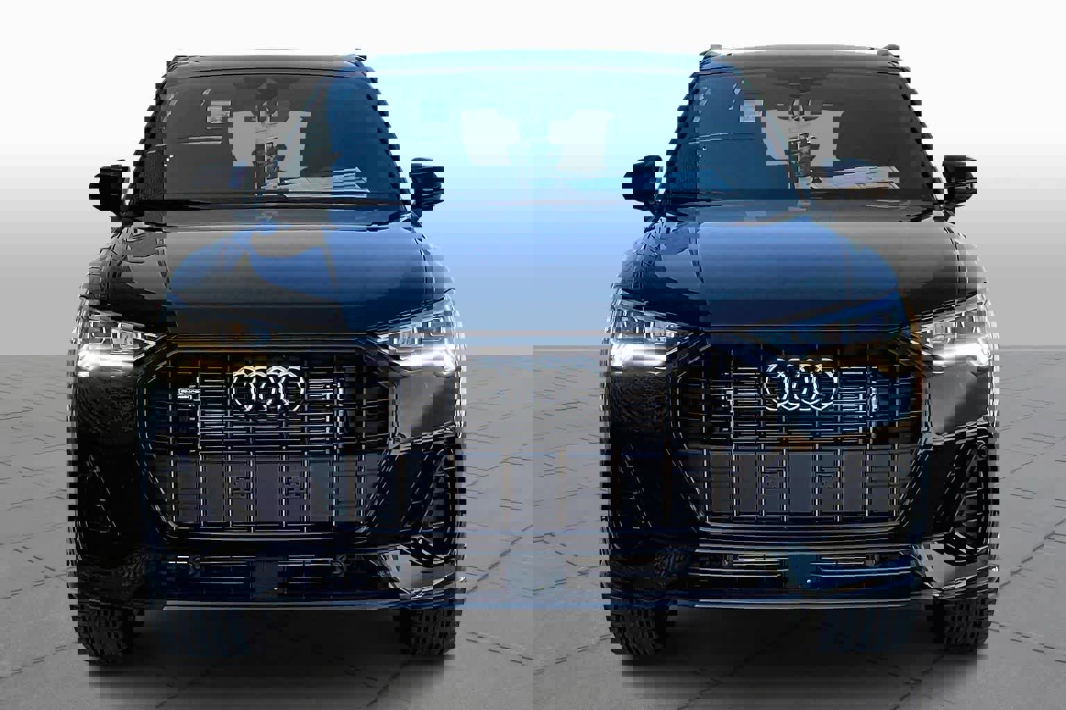 New 2025 Audi Q3 2.0T Premium w/ Convenience Plus Package AWD/4WD image 3