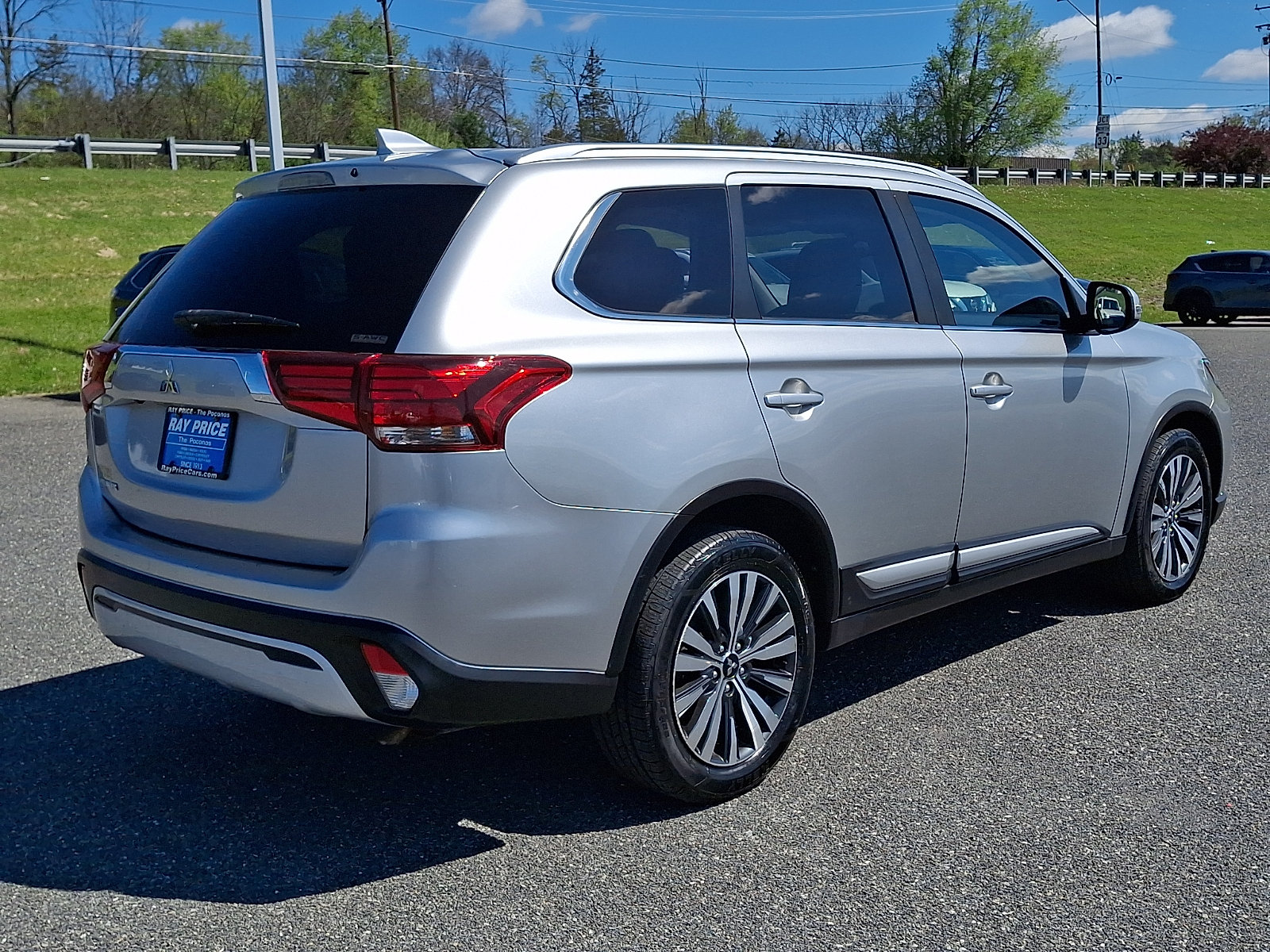 Used 2020 Mitsubishi Outlander ES AWD/4WD image 6