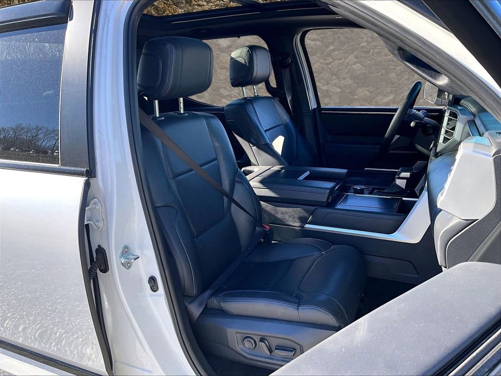 Used 2024 Toyota Tundra Platinum image 7