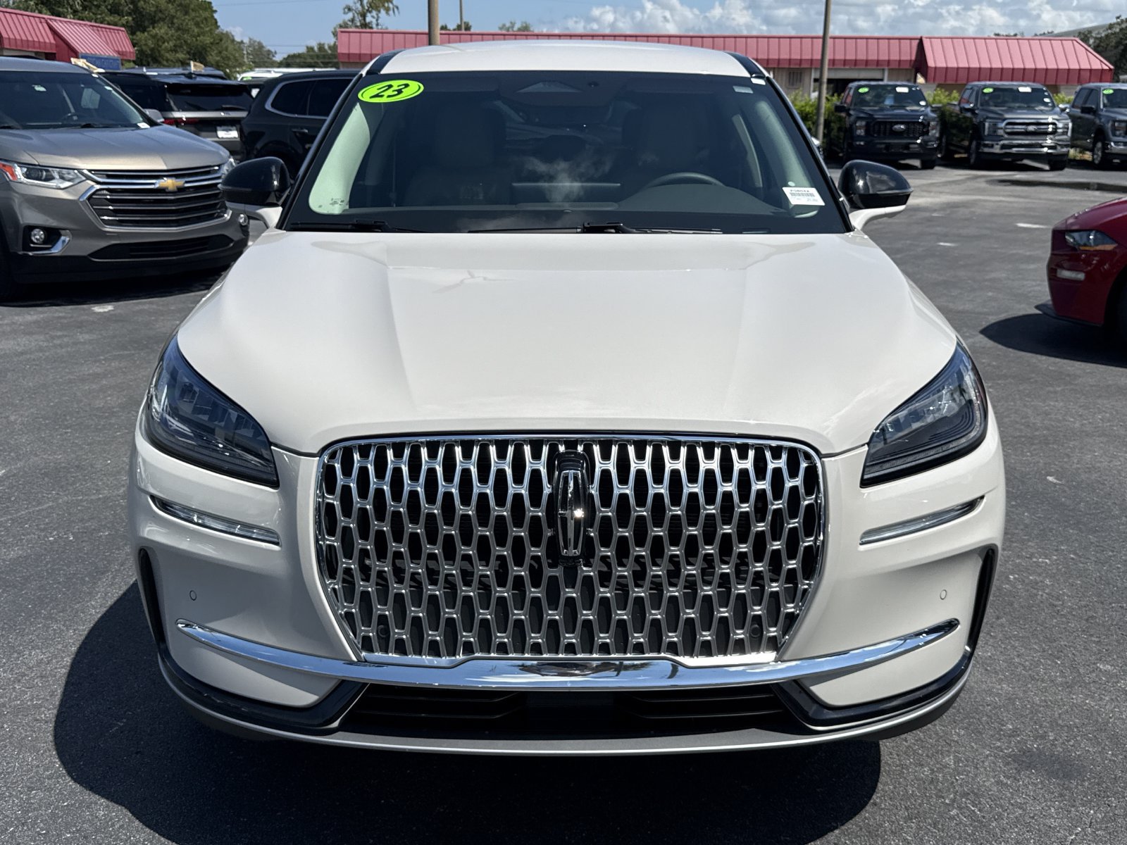 Used 2023 Lincoln Corsair FWD w/ Equipment Group 101A image 9