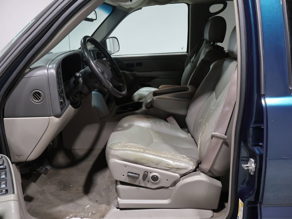 Used 2006 Chevrolet Avalanche LS image 11