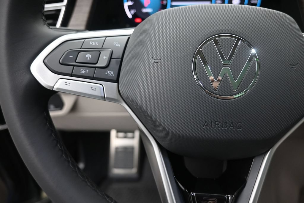 New 2026 Volkswagen Atlas SEL Premium R-Line AWD/4WD image 15