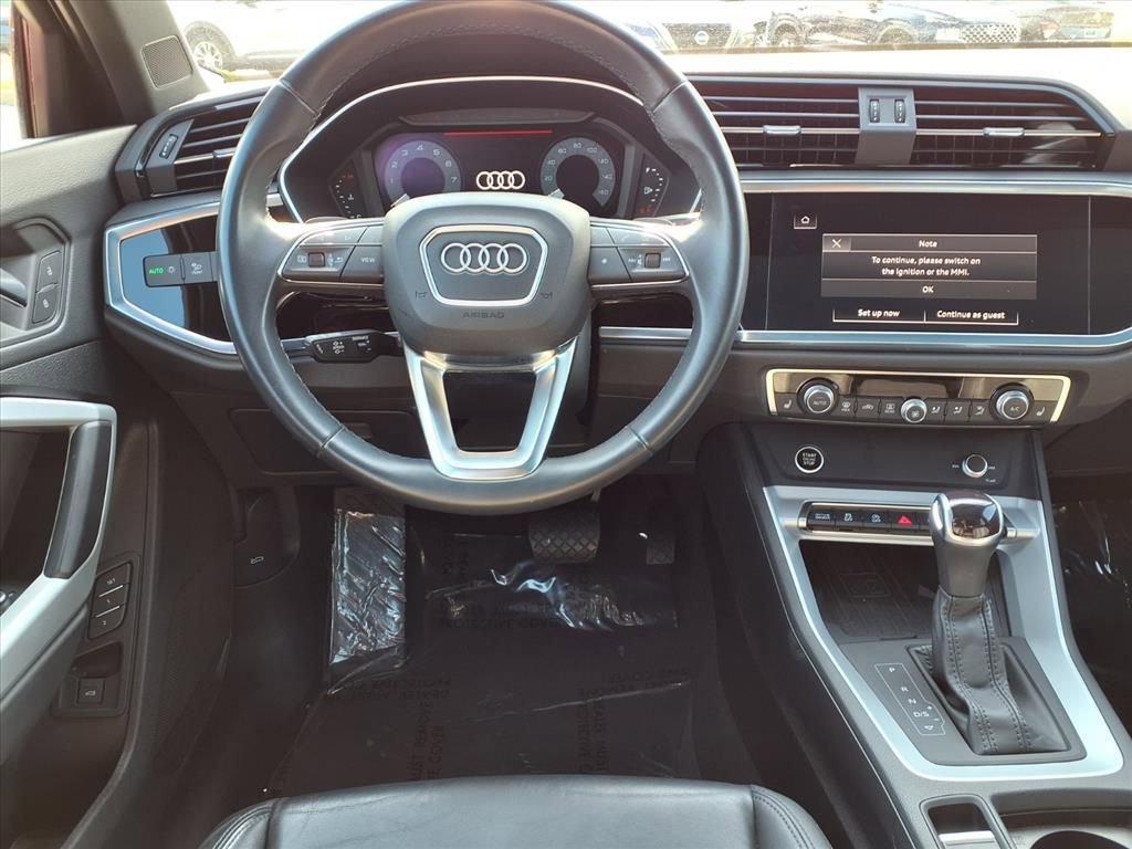 Used 2024 Audi Q3 2.0T Premium image 3