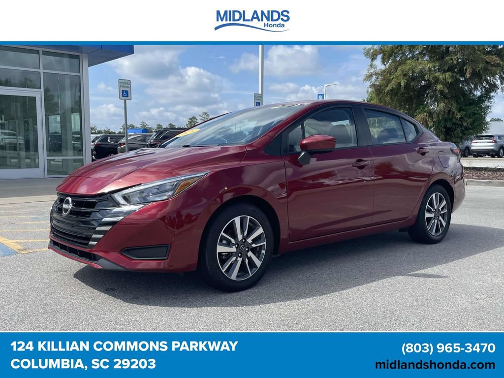 Used 2025 Nissan Versa SV FWD image 3
