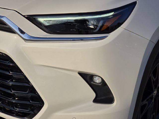 Certified 2024 Toyota Grand Highlander AWD Hybrid image 6