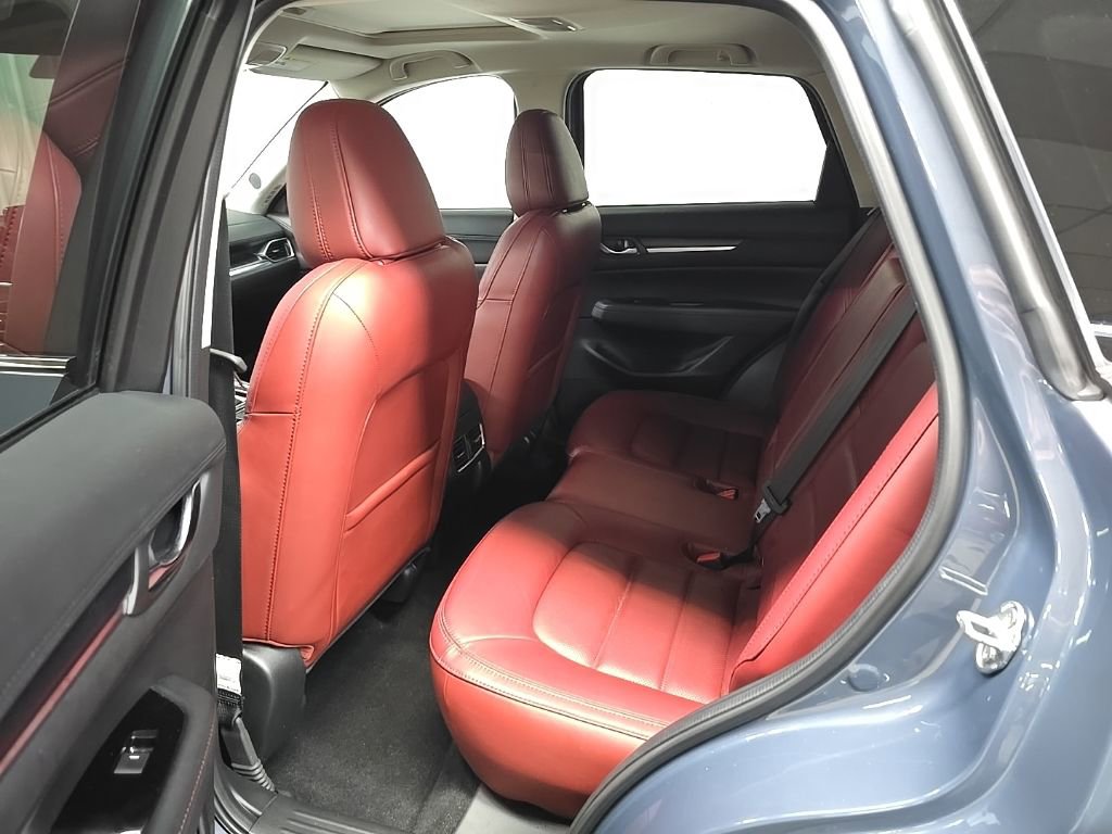 Used 2023 MAZDA CX-5 Carbon Edition image 31