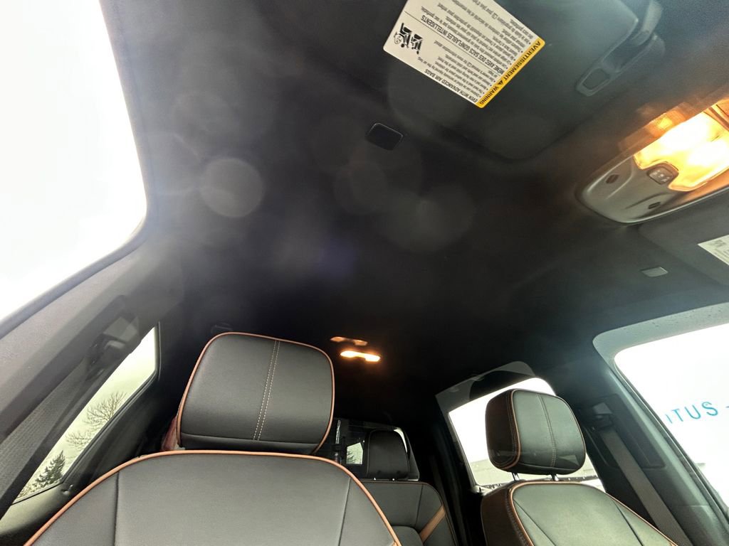 Used 2023 GMC Canyon AT4 w/ AT4 Premium Package image 27