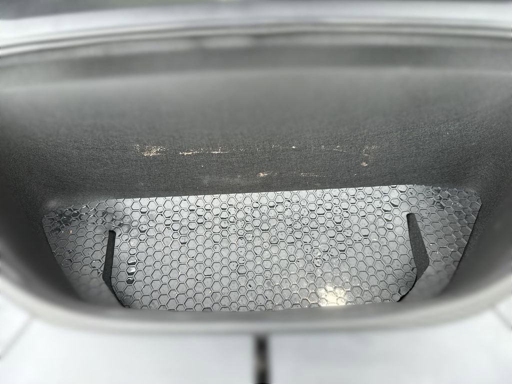 Used 2022 Tesla Model X AWD/4WD image 18