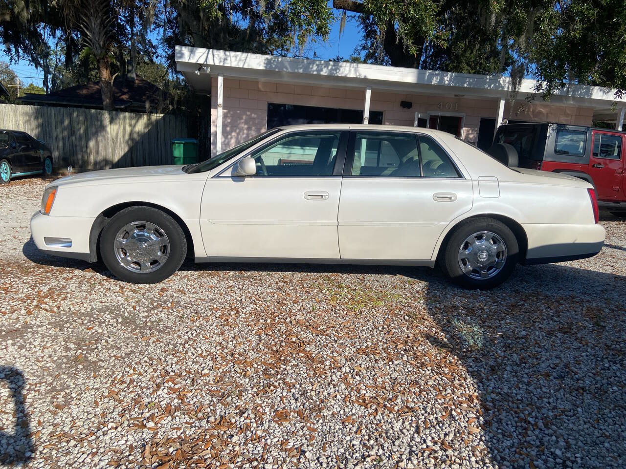 Used 2002 Cadillac De Ville w/ Comfort/Convenience Pkg image 1