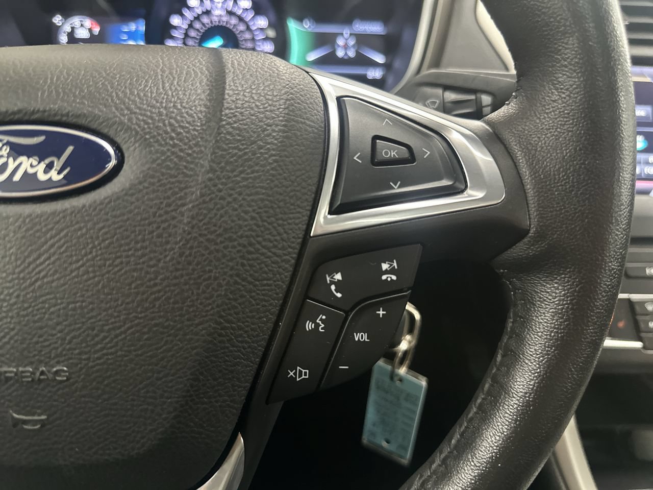 Used 2016 Ford Fusion SE w/ Equipment Group 202A FWD image 41