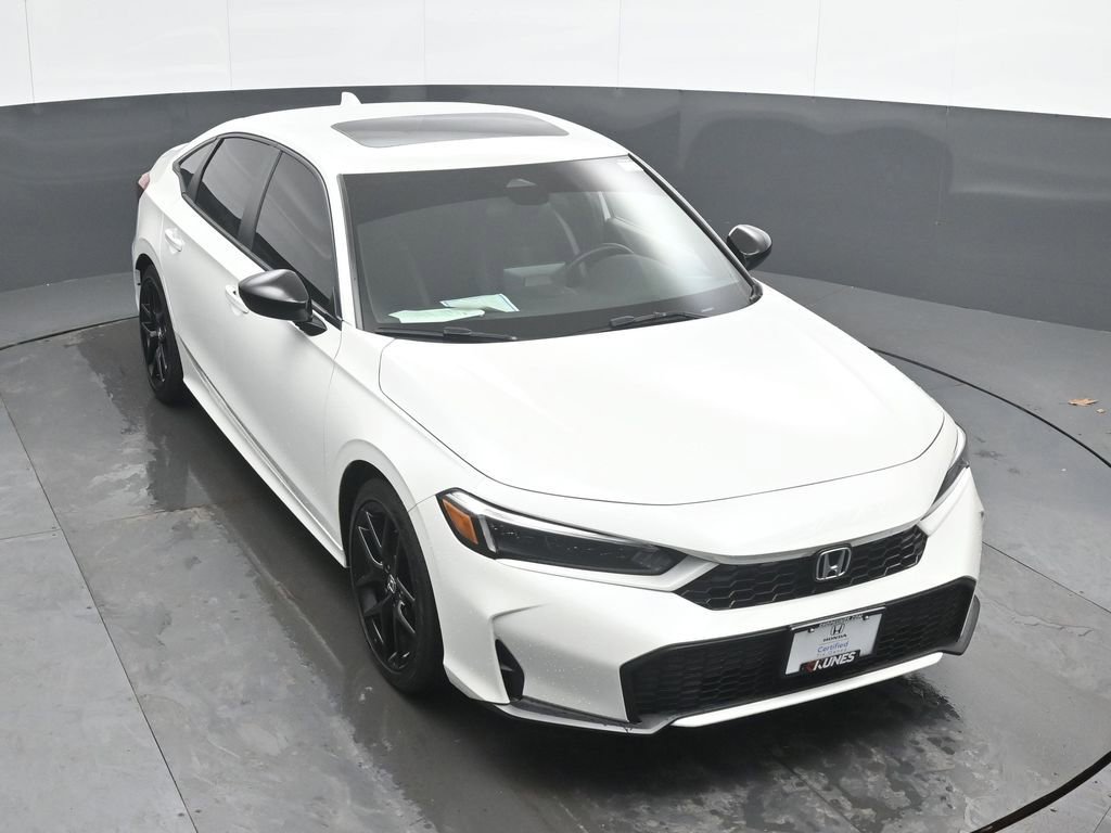 Used 2025 Honda Civic Sport image 31