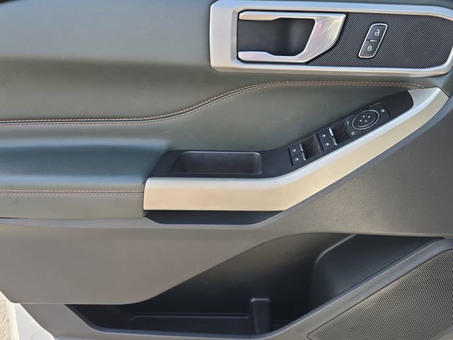 Used 2022 Ford Explorer Timberline image 13