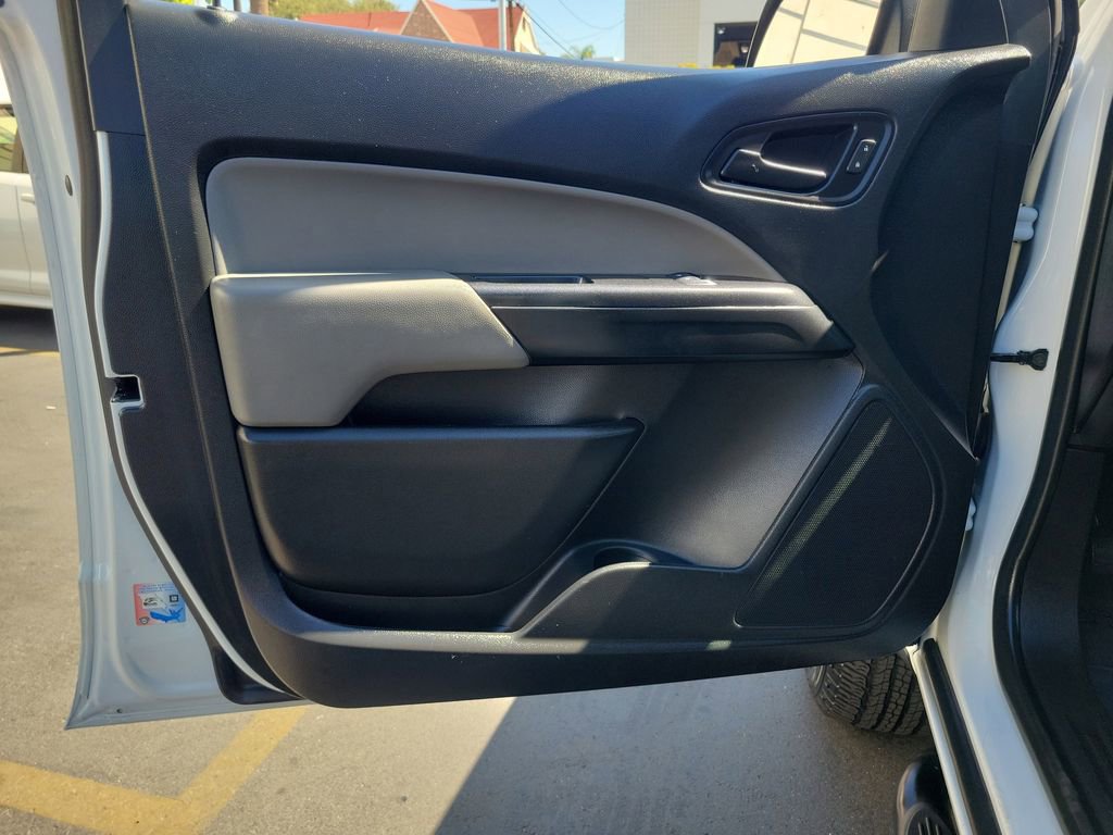 Used 2020 Chevrolet Colorado W/T image 16