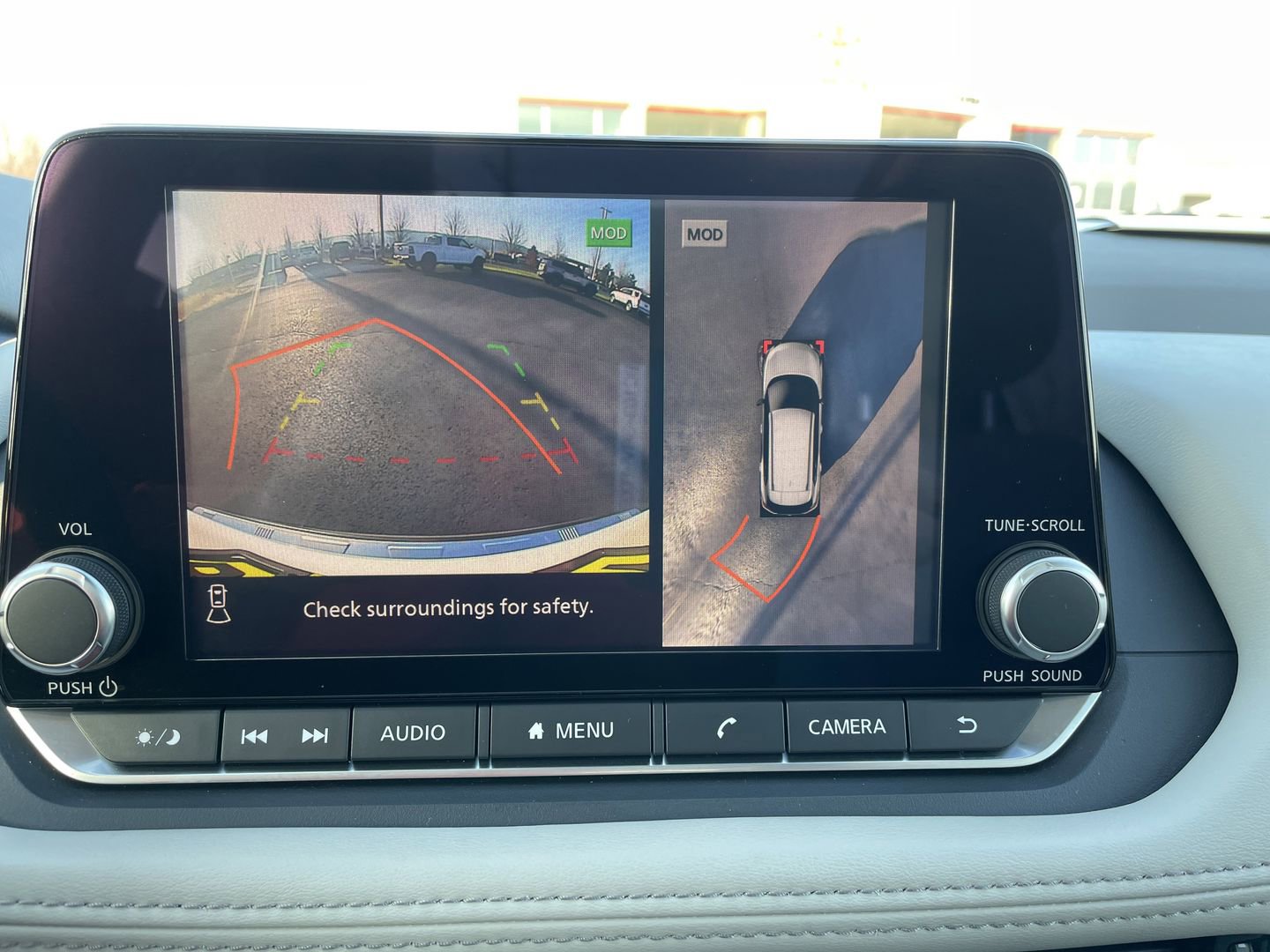 Used 2021 Nissan Rogue SV w/ Premium Package image 19