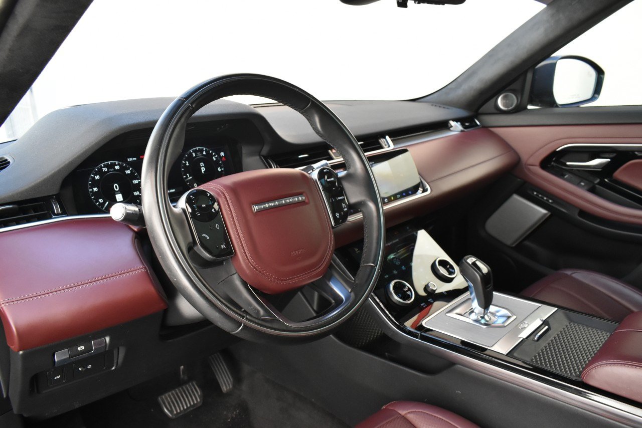 Used 2020 Land Rover Range Rover Evoque SE AWD/4WD image 12