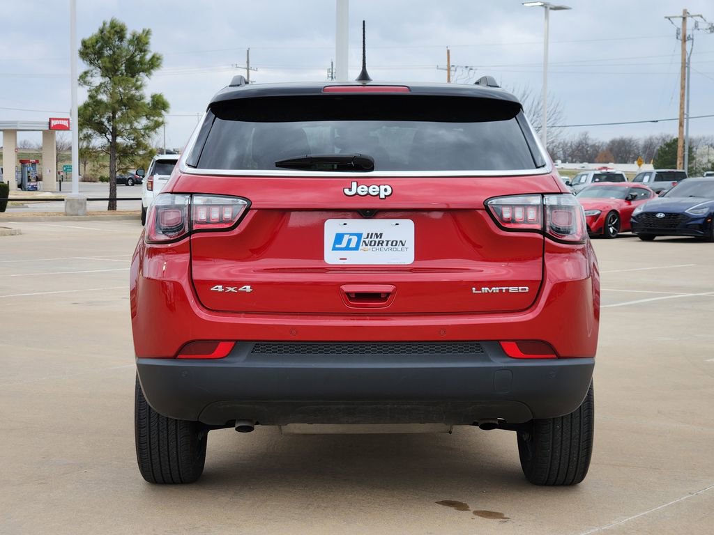Used 2025 Jeep Compass Limited image 7