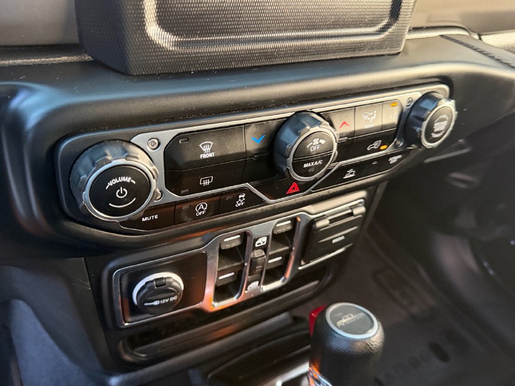 Used 2022 Jeep Gladiator Sport AWD/4WD image 22