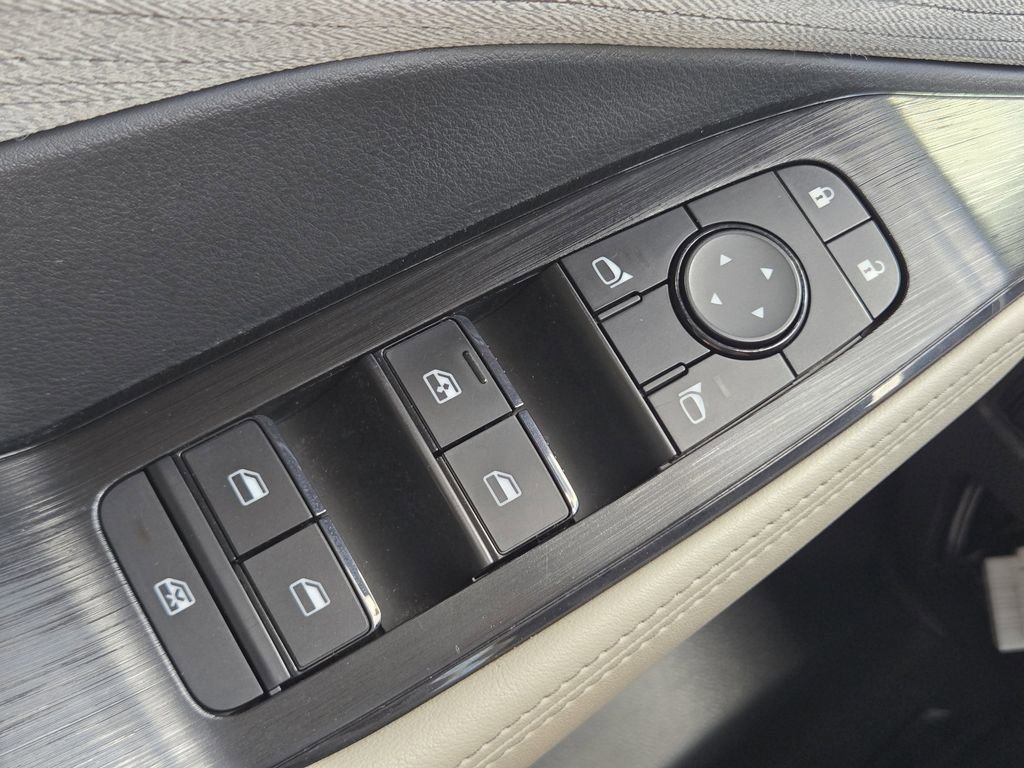 Used 2021 Nissan Rogue SV image 29