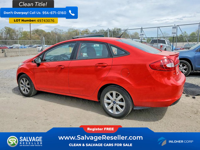 Used 2012 Ford Fiesta SE FWD image 3