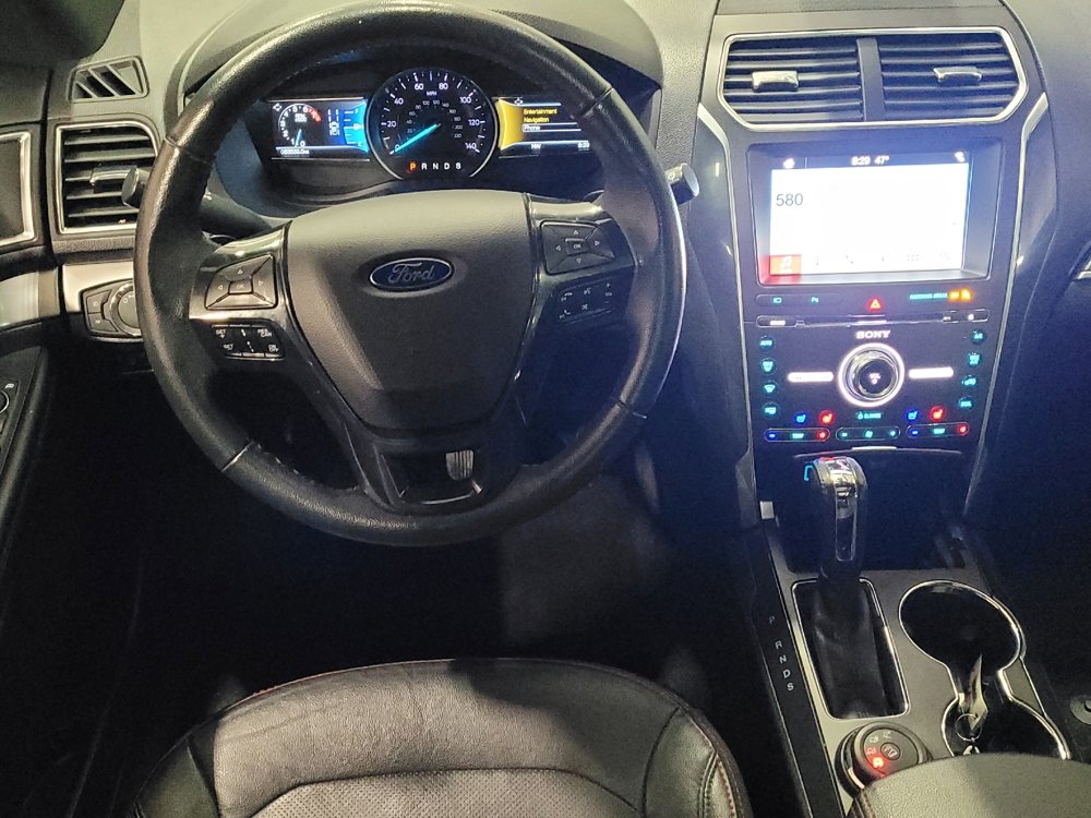 Used 2018 Ford Explorer Sport w/ Equipment Group 401A AWD/4WD image 22