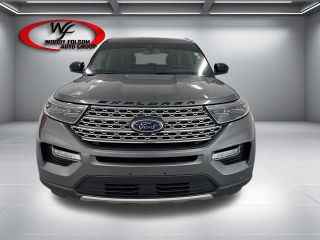 Used 2022 Ford Explorer Limited w/ Equipment Group 301A RWD image 2